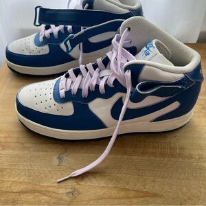 Nike Women Air Force 1 '07 Mid “Kentucky” White/Sail/Doll/ Military Blue New